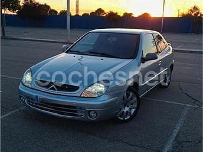 Gris / plata Usado 2002 Citroën Xsara Coupe | 2500 €