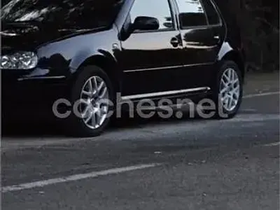 Usado VW Golf IV Highline 130 CV (95 kW) 2003 Negro Berlina