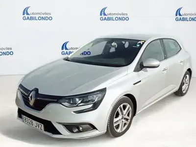 Begagnad Renault Mégane Business 110 HK (80 kW) 2017 Grå Sedan