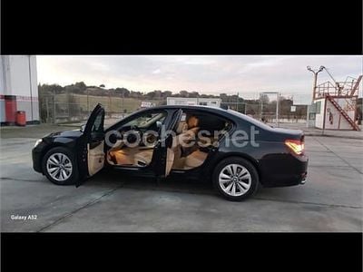 BMW 730
