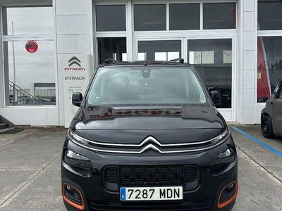Usado Citroën Berlingo Shine 130 CV (95 kW) 2023 Negro Monovolumen