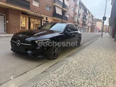 Usado Mercedes C220 200 CV (147 kW) 2022 Negro Berlina