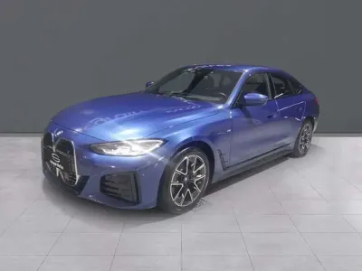Usado BMW i4 250 kW (340 CV) 2022 Azul Berlina