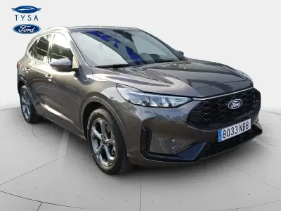 Usado Ford Kuga ST-Line 150 HP (110 kW) 2025 Cinzento SUV