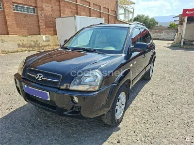 Usado Hyundai Tucson Comfort 140 CV (102 kW) 2007 Negro SUV