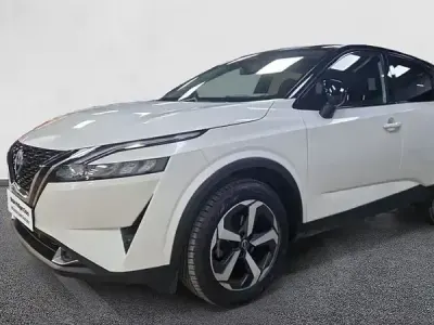 Usado Nissan Qashqai N-Connecta 158 CV (116 kW) 2023 Lunar white (perlada) SUV