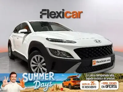 Usado Hyundai Kona 120 CV (88 kW) 2021 Blanco SUV