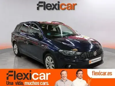 Usado Fiat Tipo Easy 120 CV (88 kW) 2018 Azul Berlina