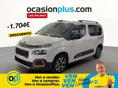 Usado Citroën Berlingo Shine 131 CV (96 kW) 2020 Beige Monovolumen