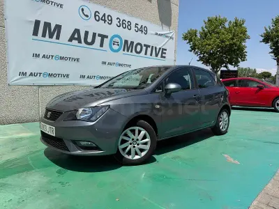 Usado Seat Ibiza Reference 90 CV (66 kW) 2016 Gris / plata Berlina