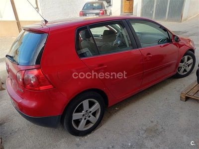 Rojo Usado 2007 VW Golf V GT Berlina | 4000 € (Precio justo)