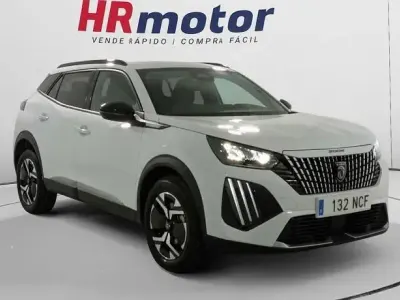 Usado Peugeot 2008 Allure 100 CV (73 kW) 2025 SUV