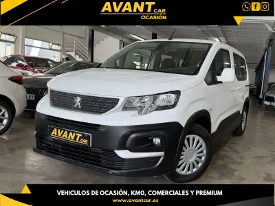 Usado Peugeot Rifter Active 110 CV (80 kW) 2021 Blanco Monovolumen
