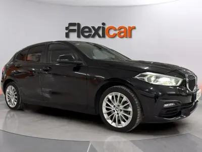 Usado BMW 118 140 CV (102 kW) 2020 Negro Utilitario