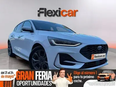 Usado Ford Focus ST-Line 155 HP (114 kW) 2024 Branco
