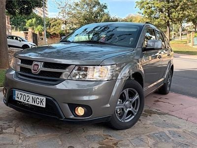 Beige Usado 2014 Fiat Freemont Lounge SUV | 10.800 € (Precio justo)