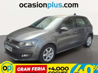 Usado VW Polo Advance 70 CV (51 kW) 2011 Gris Utilitario