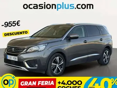 Usado Peugeot 5008 Allure 131 CV (96 kW) 2017 Plateado SUV