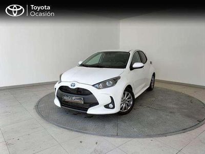 usado Toyota Yaris Hybrid 