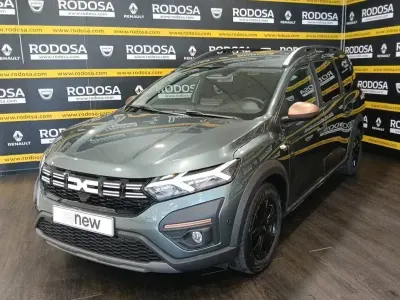 Begagnad Dacia Jogger Extreme 140 HK (102 kW) 2025 Grön Minibuss