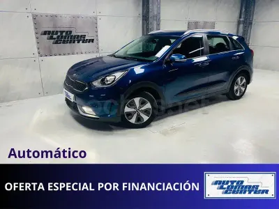 Usado Kia Niro 141 CV (103 kW) 2018 Azul SUV