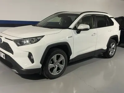 Usado Toyota RAV4 Hybrid Advance 218 CV (160 kW) 2021 Blanco SUV