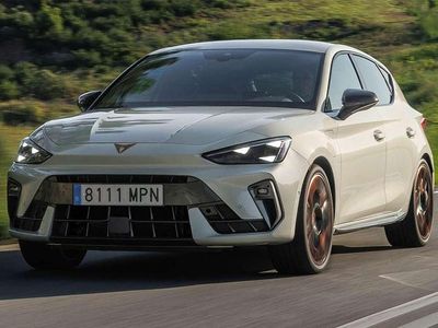 Usado Cupra Leon 150 CV (110 kW) 2025 Blanco Utilitario