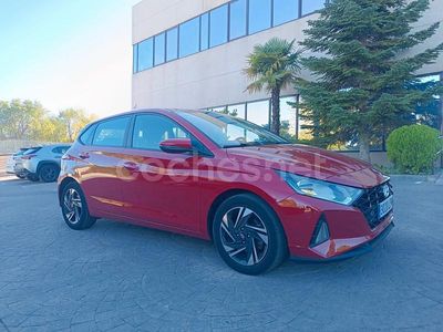 Granate Usado 2021 Hyundai i20 Berlina | 12.900 € (Precio justo)