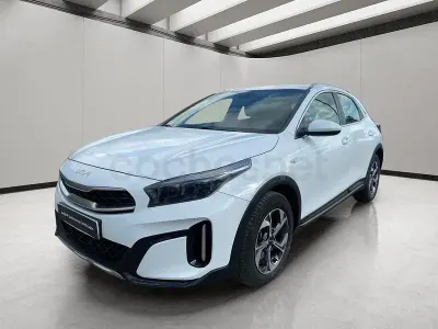 Usado Kia XCeed 120 CV (88 kW) 2023 Blanco SUV
