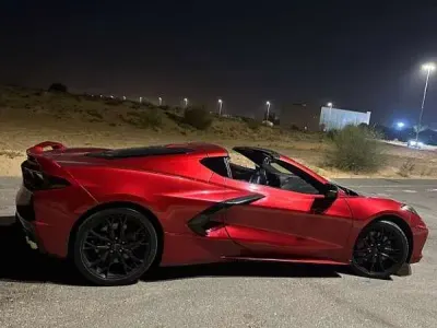 Usado Chevrolet Corvette 496 CV (364 kW) 2023 Rojo Descapotable