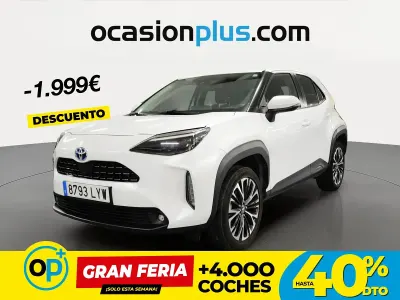 Usado Toyota Yaris Hybrid Style 116 CV (85 kW) 2022 Blanco Pickup/Camioneta