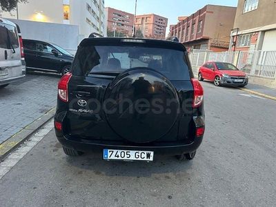 Usado Toyota RAV4 Premium 177 CV (130 kW) 2008 Negro SUV