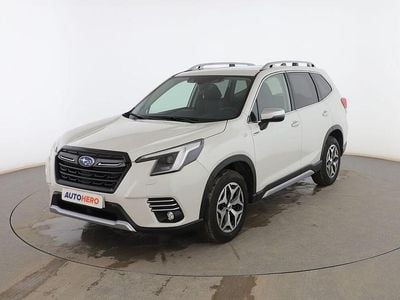 Blanco Usado 2024 Subaru Forester SUV | 34.299 € (Precio justo)