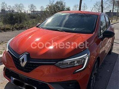 Usado Renault Clio V RS Line 100 CV (73 kW) 2020 Naranja Berlina