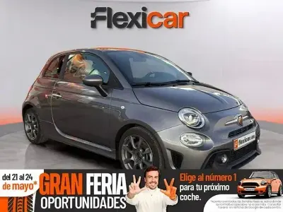 Usado Abarth 595 165 CV (121 kW) 2022 Gris Utilitario