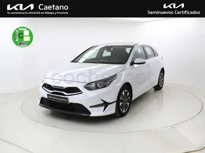 Usado Kia Ceed 100 CV (73 kW) 2024 Blanco Utilitario