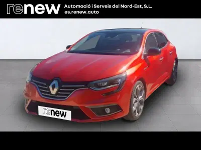 Usado Renault Mégane Bose Edition 130 CV (95 kW) 2016 Rojo Berlina
