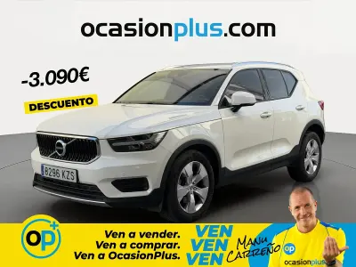 Usado Volvo XC40 Momentum 190 CV (139 kW) 2019 Blanco SUV