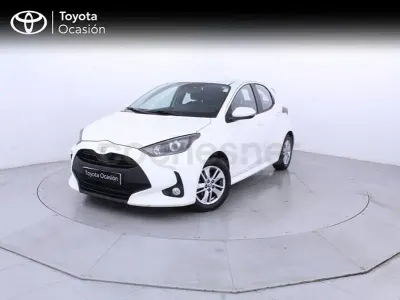 Usado Toyota Yaris 125 CV (91 kW) 2023 Blanco Utilitario