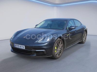 Porsche Panamera 4