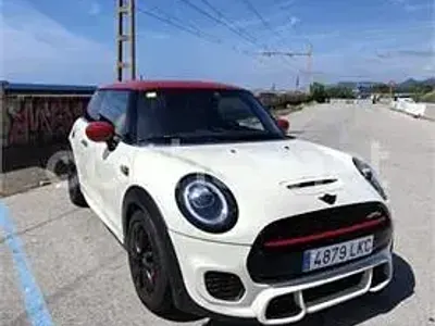 Usado Mini John Cooper Works 231 CV (169 kW) 2020 Blanco Utilitario