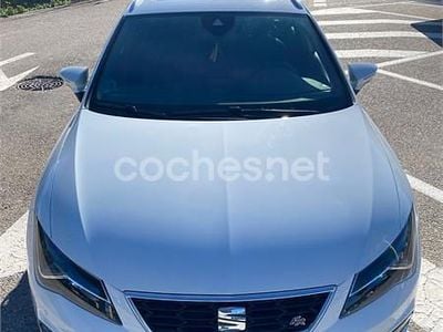 Usado Seat Leon ST FR 150 CV (110 kW) 2019 Blanco Familiar