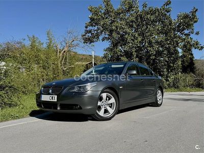 Usado BMW 530 231 CV (169 kW) 2004 Gris / plata Berlina