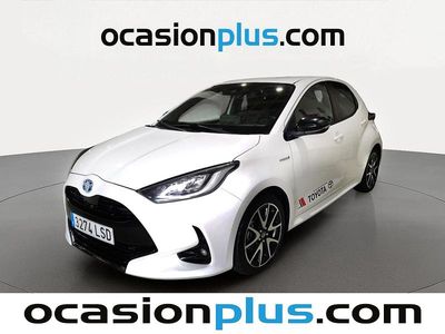 Usado Toyota Yaris Hybrid Style 116 CV (85 kW) 2021 Blanco Utilitario