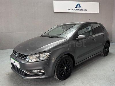Usado VW Polo Advance 90 CV (66 kW) 2016 Negro Berlina