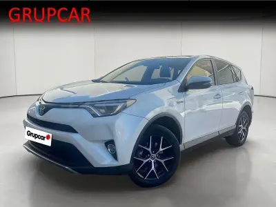 Usado Toyota RAV4 Hybrid 197 CV (144 kW) 2017 Blanco SUV
