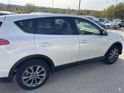 Usado Toyota RAV4 Hybrid 197 CV (144 kW) 2017 Blanco SUV
