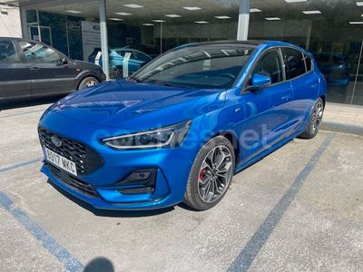 Azul Usado 2023 Ford Focus ST-Line X Berlina | 28.500 €