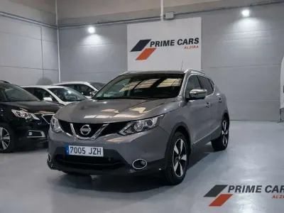 Usado Nissan Qashqai N-Connecta 110 CV (80 kW) 2017 Gris SUV