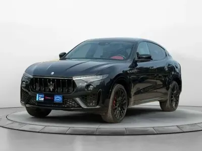 Usado Maserati Levante 349 CV (256 kW) 2022 Negro SUV